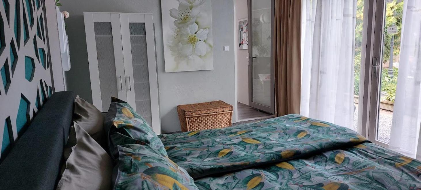 Home For 2 Zuidoostbeemster Bagian luar foto